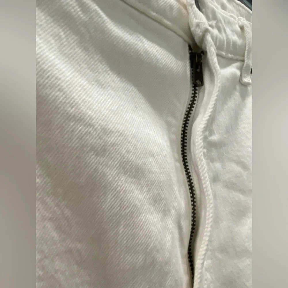 White jeans - Picture 3 of 8